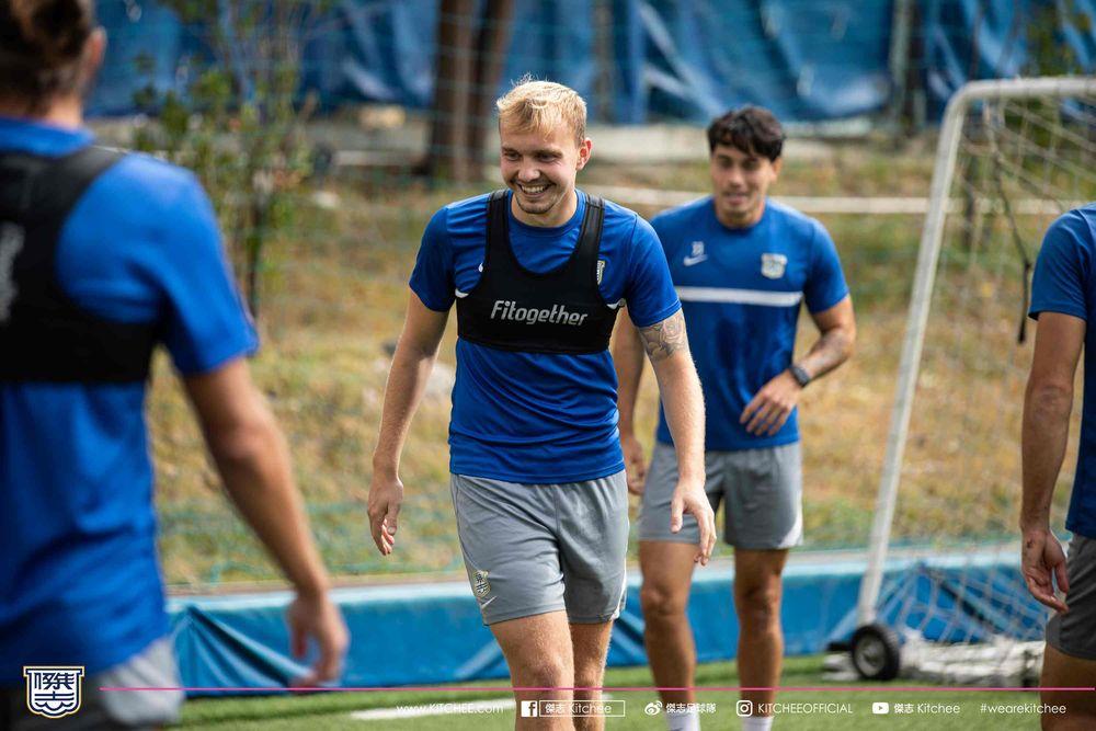 https://cms.kitchee.com/uploads/large_03_7_e780aaf2d3.jpg