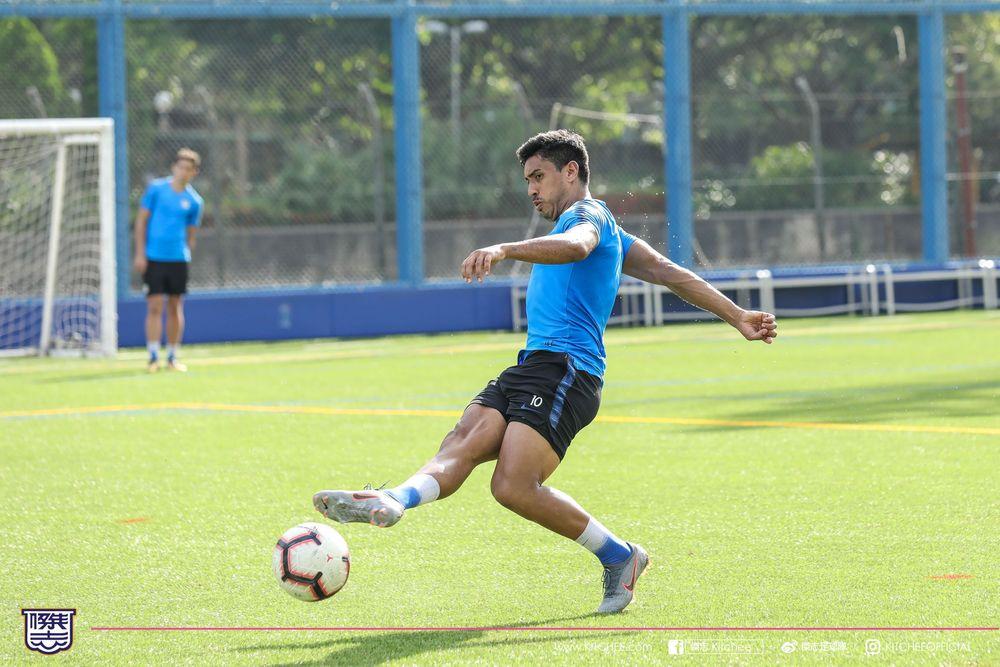 https://cms.kitchee.com/uploads/large_409_A0548_2_5_9bcf6efc18.jpg