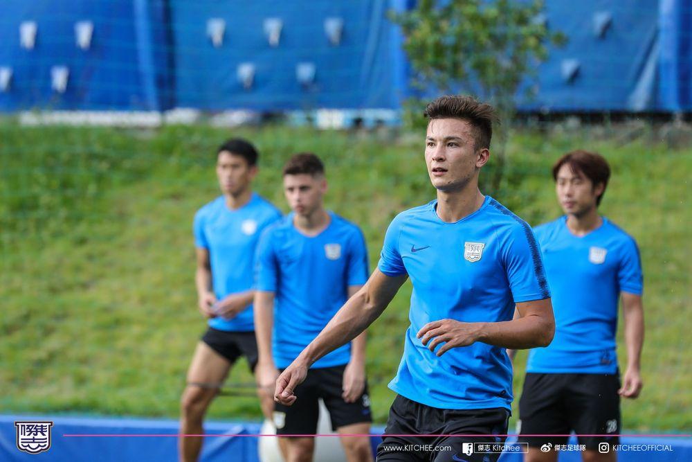 https://cms.kitchee.com/uploads/large_409_A0577_2_5_189fa5e21d.jpg