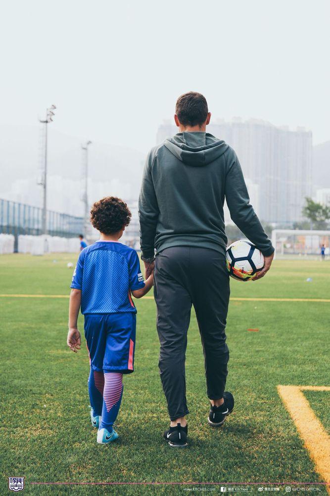 https://cms.kitchee.com/uploads/large_409_A4399_3_1_99955c695e.jpg