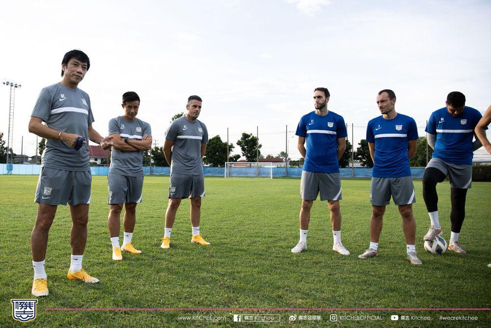 https://cms.kitchee.com/uploads/large_A30_I4645_396e5eec6d.jpg