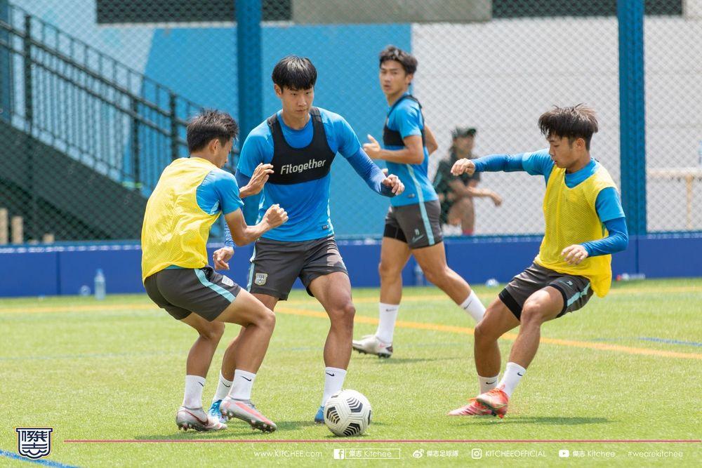 https://cms.kitchee.com/uploads/large_batch_409_A0514_1_6_d5d6b8276c.jpg