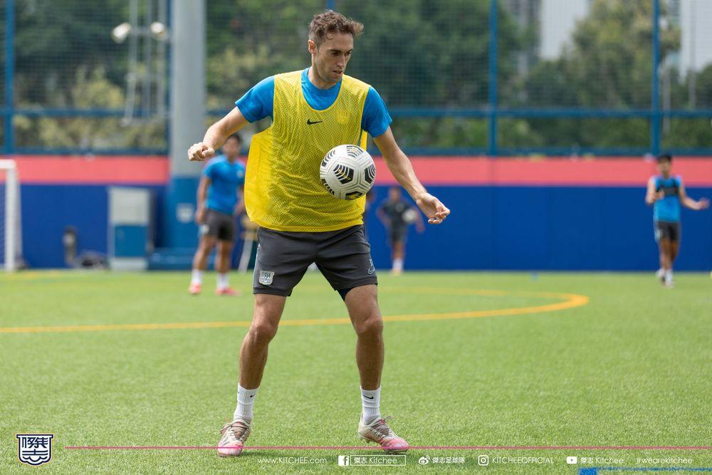 https://cms.kitchee.com/uploads/large_batch_409_A0527_1_10_9dcd09b86a.jpg