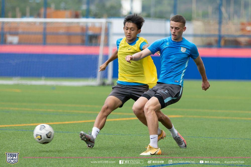 https://cms.kitchee.com/uploads/large_batch_409_A0536_1_13_484f7ed08b.jpg